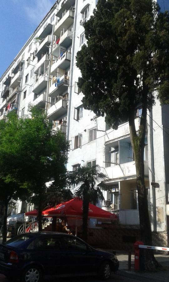 Naira Apartment Batumi Exterior photo